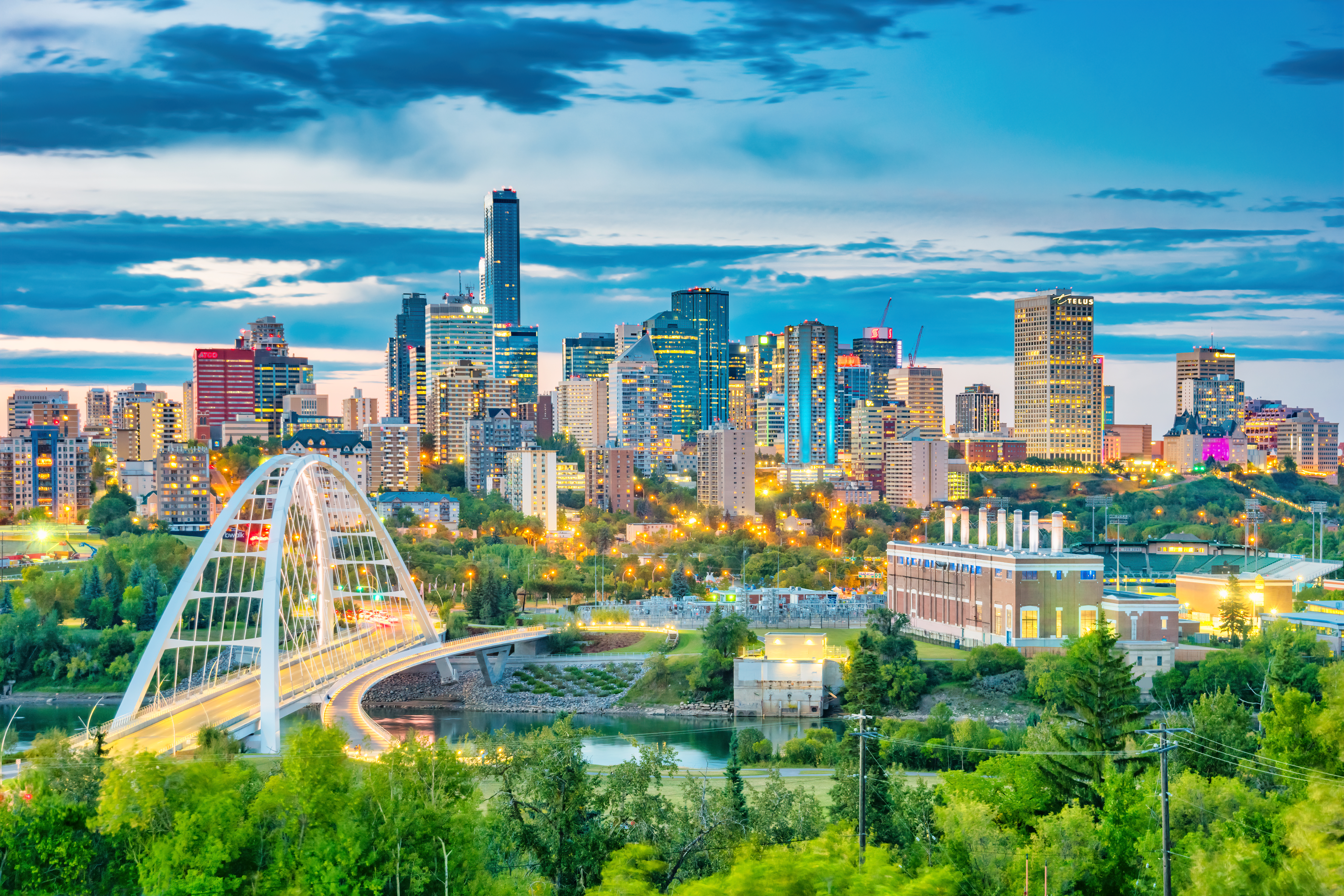 edmonton-skyline-walterdale-bridge-canada.