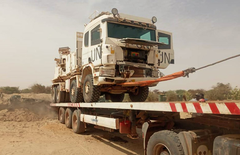 peacekeeping-equipment-transport