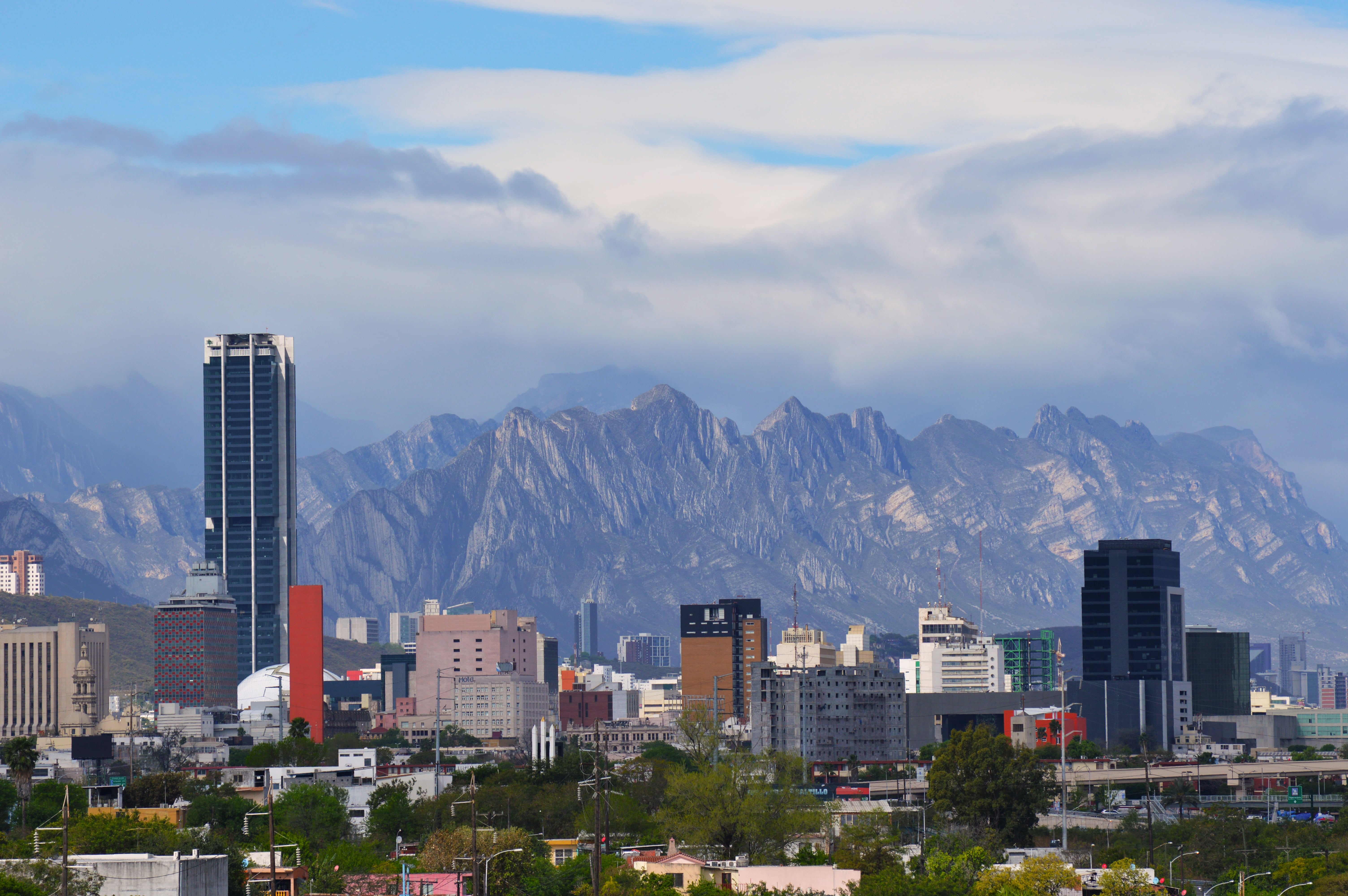 monterrey-skyline-cerro-de-la-silla