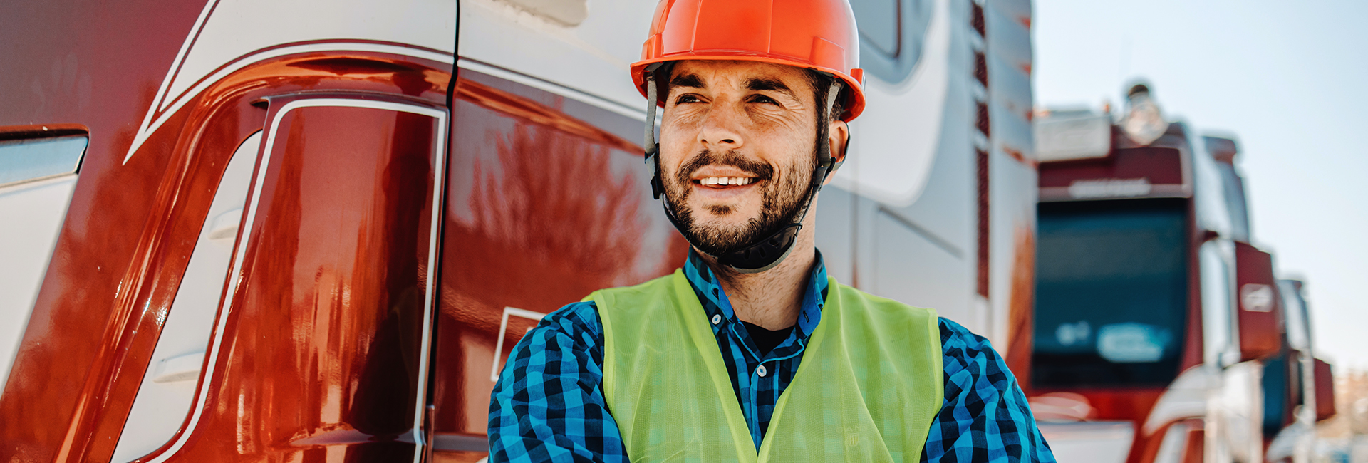 driver-smiling-trucks-outdoor